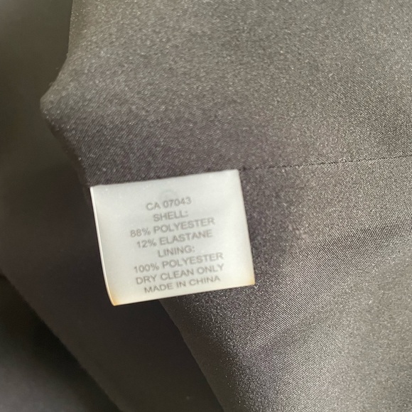 Black Elie Tahari suite vest - Picture 5 of 6